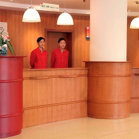 Ibis Tianjin Teda Hotel Exterior photo